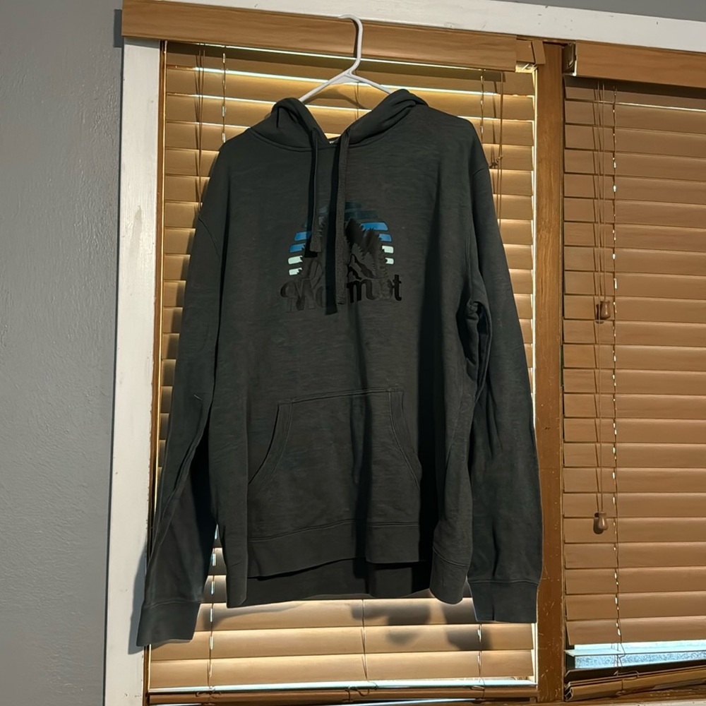 XXL marmot hoodie